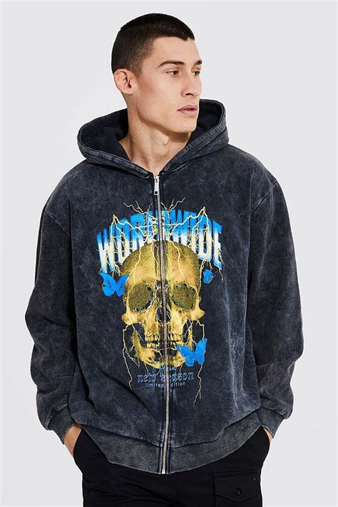 Worldwide Skull Zip Through Hoodie Boohoo