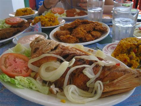 Puente Blanco Quebradillas Restaurant Reviews Photos And Phone Number