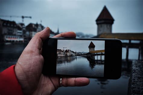 Capta los lugares más fotogénicos de Lucerna con un lugareño GetYourGuide