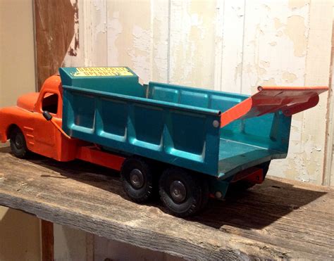 S Structo Hydraulic Toy Dump Truck Vintage Toy Truck