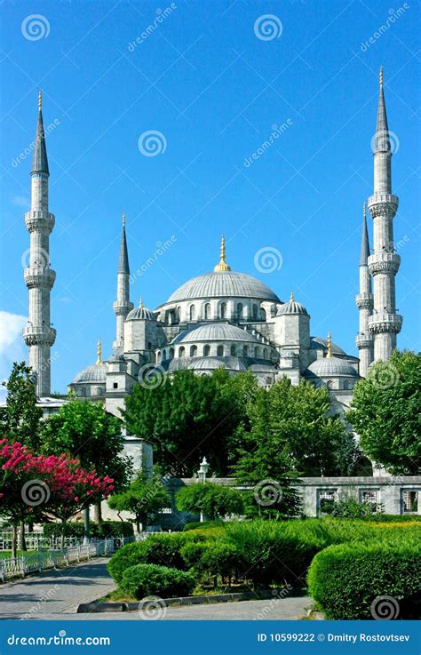 The Blue Mosque Istantbul Stock Photo Image Of Dome 10599222