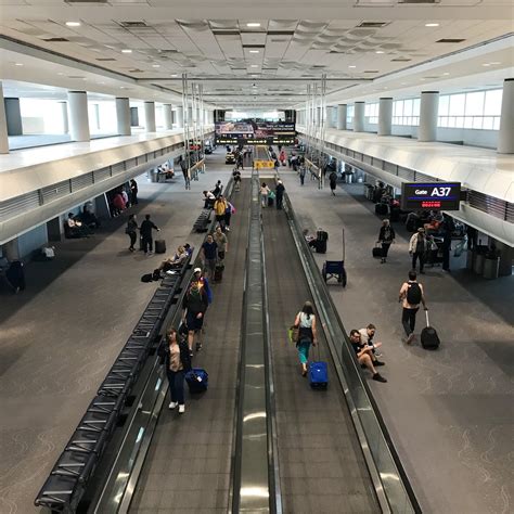 Denver International Airport (DEN) - A Gates : r/AirportPorn