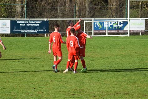 Album RUELLE B RUFFEC B Photo N136 Club Football STADE