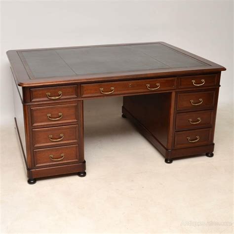 Antique Mahogany Partners Desk - Antiques Atlas