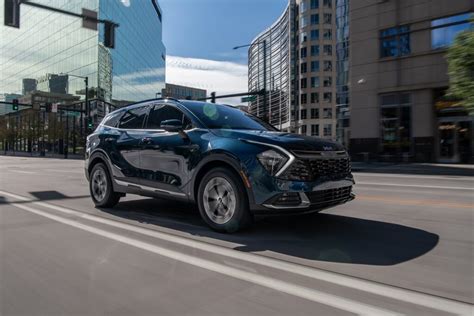 Kia presentó el Sportage Hibrido HEV del 2023 CARS EN ESPAÑOL