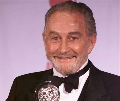 ‘Game of Thrones’ and ‘Amadeus’ actor Roy Dotrice dies at 94 | WGN-TV