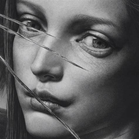 Сломанная реальность. | Reflection art, Portrait drawing, Sketch poses