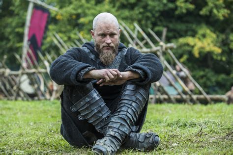 Images Vikings Tv Series Men Wearing Boots Travis Fimmel Ragnar