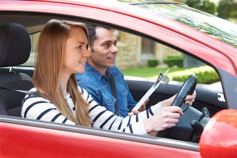 3 Tips On What To Wear For Driving Test Apex Driving