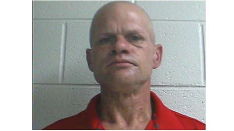 Johnson City Man Arrested After Threating Neighbor With Tire Iron Police Say Wcyb