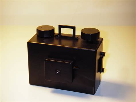 Pinhole Camera - Definition, How To Make a Pinhole Camera, Image ...