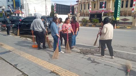 Sambut Hut Ri Ke Tahun Pemkab Toba Tingkatkan Pelaksanaan Gotong