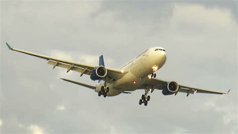 Storm Agnes Crazy Go Arounds Crosswind Landings At Manchester Airport