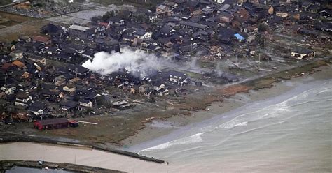 津波、最大震度7、家屋倒壊、火災写真で伝える能登半島地震 写真特集3244 毎日新聞