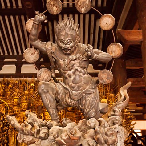 Raijin Sanjusangendo Temple Kyoto Japan Japón Japanese Buddhism Shinto Japanese Statue