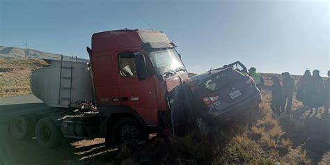 Fatal Accidente Entre Una Cisterna Y Un Vehículo Particular Deja Dos Muertos En Carretera A