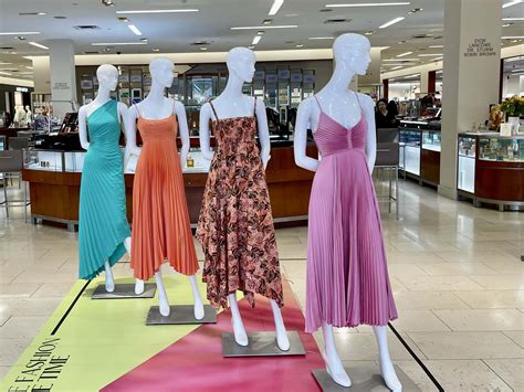 Style Tips: Summer Evening Dresses | Over 50 Feeling 40