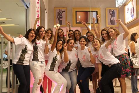 Mulherio Se Reúne Na Pop Up Em Apoio Ao Outubro Rosa