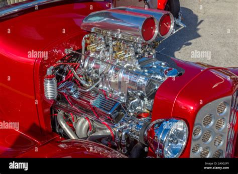 Chrome Engines Hi Res Stock Photography And Images Alamy