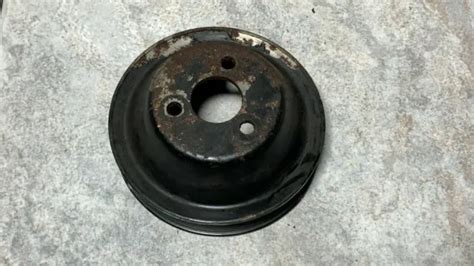 ORIGINAL MERCEDES BENZ W124 W126 Poulie Pompe A1264600379 De EUR 26 47