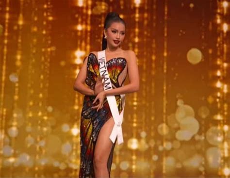 Phần thi bán kết của Ngọc Châu tại Miss Universe diện bikini thì