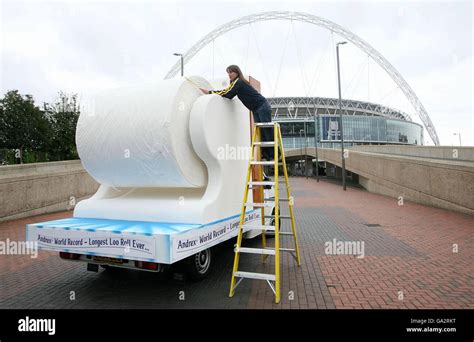 Where Is The World S Largest Toilet At Olga Rayford Blog