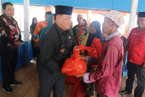 Bupati Kotim Mengunjungi Desa Bandar Agung Dan Mendorong Perhatian