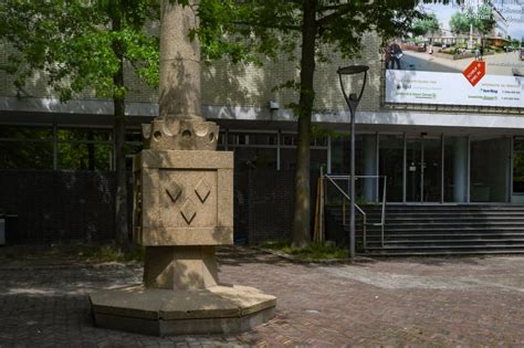 Bouwvak Zo Staat Het Oude Stadhuis Van Almelo Er Nu Bij Indebuurt Almelo