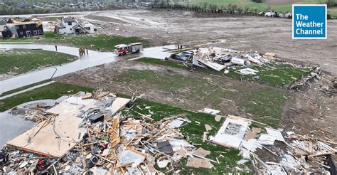 Damage In Elkhorn R Tornado