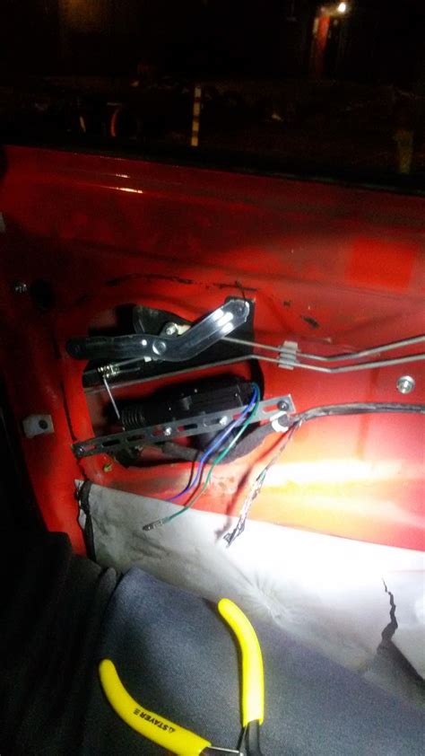 Перестал срабатывать центральный замок — Hyundai Getz, 1,4 л, 2008 года ...