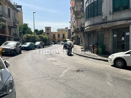 Vendita Appartamento Napoli Trilocale In Via Filippo M Briganti