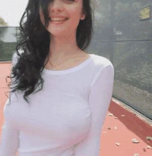 Nude Big Boobs