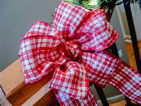 Hướng Dẫn Cách Thắt How To Tie A Decorative Bow để Làm Nổi Bật Quà Tặng Của Bạn