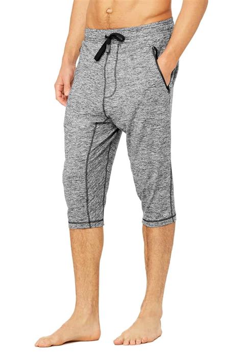 Best Mens Yoga Pants To Keep You Comfortable Comfortnerd