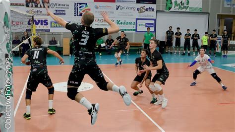 Pallavolo maschile serie SERIE B gir E la Nova Volley Loreto è la