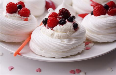 Frenchymilie Mini Pavlova Aux Fruits Rouges