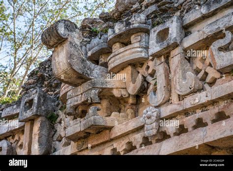 El Palacio O El Palacio En Las Ruinas De La Ciudad Maya De Labna Son