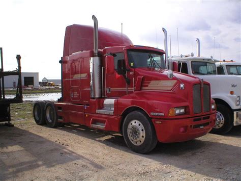 Kenworth T600 #9890534