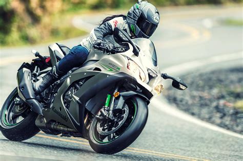 Kawasaki Ninja Zx R Abs Review