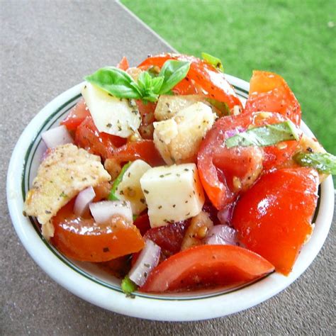 15 Best Tomato Salad Recipes