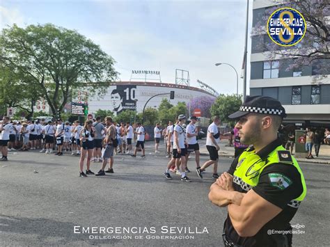 Emergencias Sevilla On Twitter Gran Trabajo De Policiasevilla En El