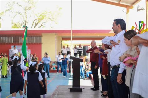 Presidió Carlos Peña Ortiz inauguración del Mes de la Educación