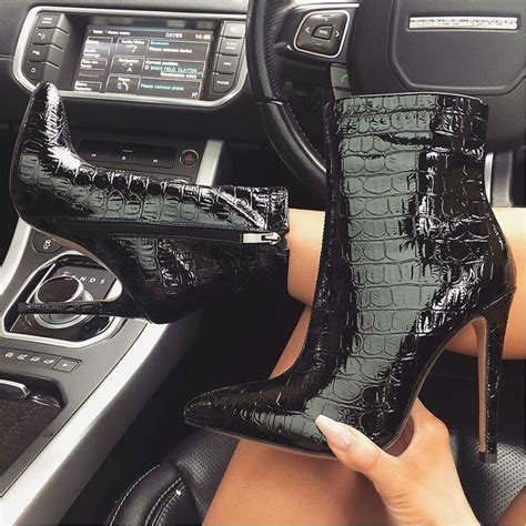 😍 Pointed Toe Ankle Stiletto Booties Shoeboutique Stiletto Boots