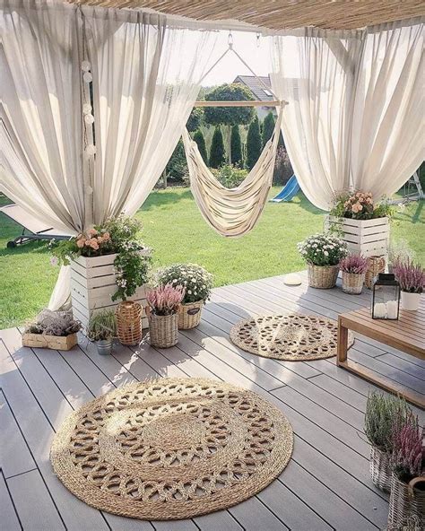 Bohemian Style Outdoor And Garden Decor Ideas Curtains Flower Pots