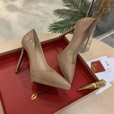 Replica Christian Louboutin Nude Patent Pigalle Plato Mm Pumps