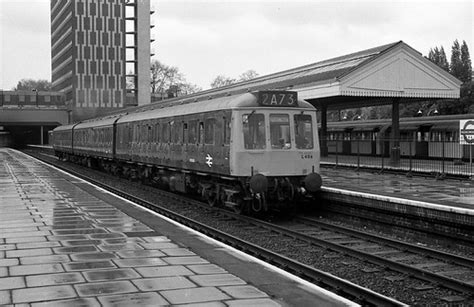 Br Class 117 3 Car Suburban Dmu On Up Service At Ealing Br Flickr