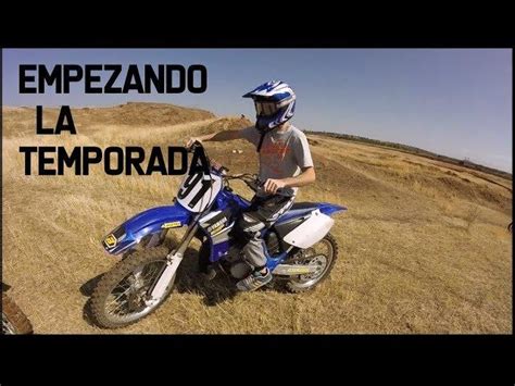 PIT BIKES Y YAMAHA YZ 125 En El Circuito De MOTOCROSS Empezando