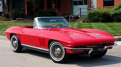 1966 Chevrolet Corvette Convertible at Kansas City Spring 2017 as S71.1 - Mecum Auctions