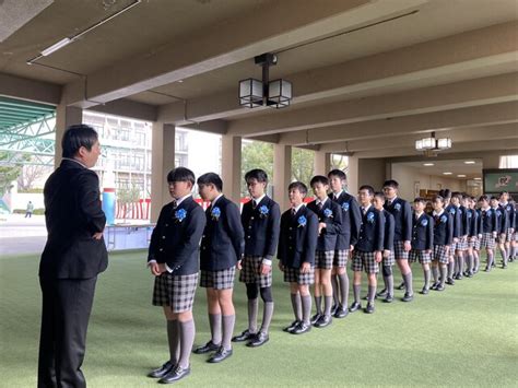 第19回卒業式3組6年生 はつしば歳時記 はつしば学園小学校