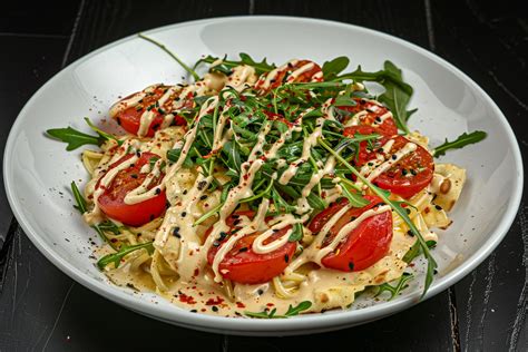 Pasta Fredda Con Pesto Di Rucola E Pomodorini LEITV